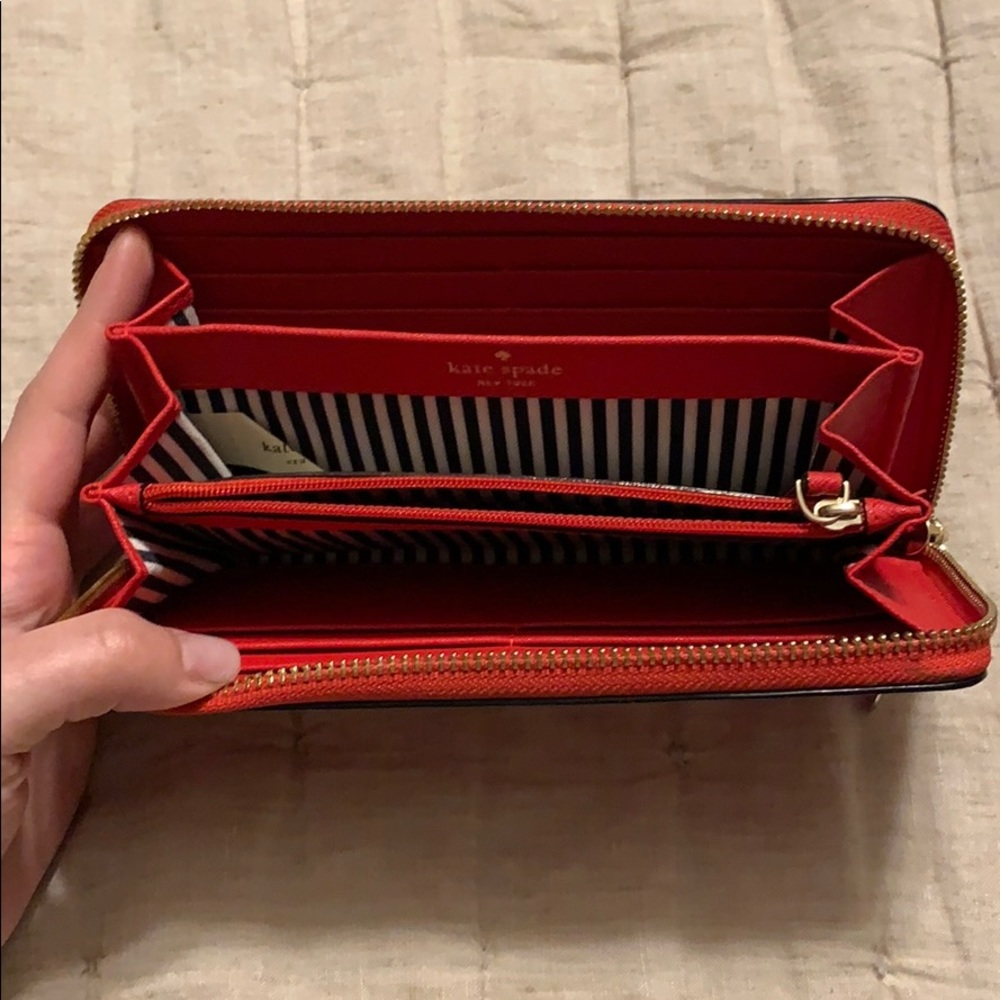 Kate Spade Wallet - Picture 2 of 2